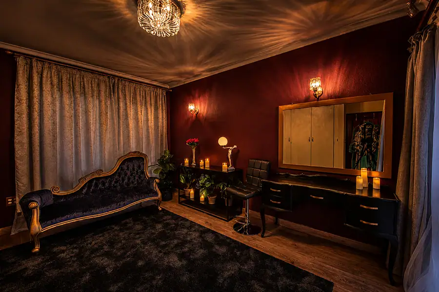Luxury Makeup Room | Boudoir Fusion Photography Johannesburg Luxury makeup room at Boudoir Fusion Photography's private Johannesburg studio, featuring a professional styling station, elegant chaise lounge and private preparation area before a boudoir photoshoot.